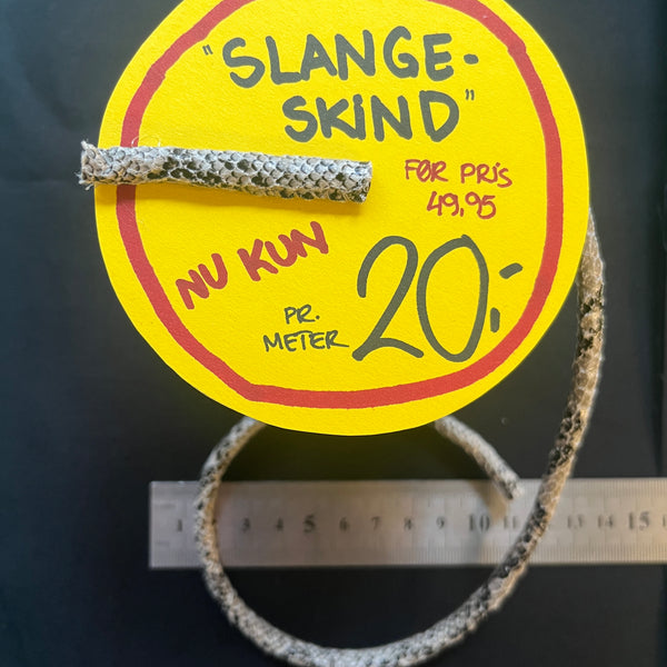 “Slangeskindssnøre”
